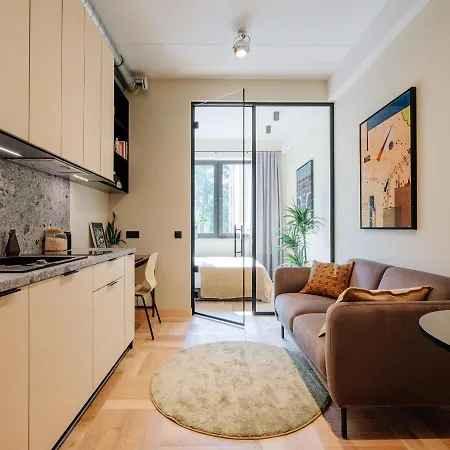 Stereo House By Larsen 3*