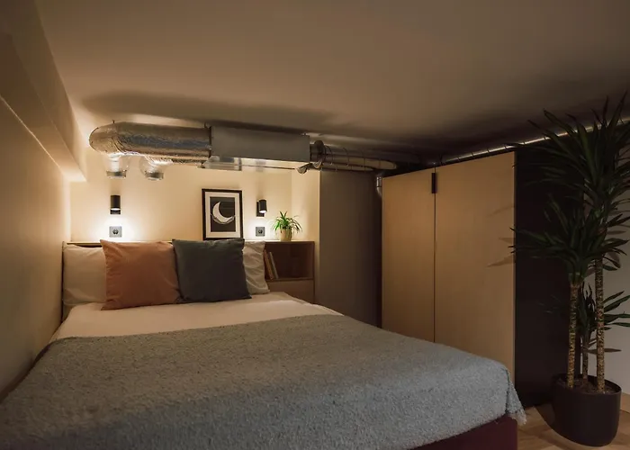 Stereo House By Larsen 3*