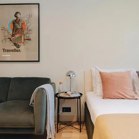 Stereo House By Larsen Lägenhetshotell Tallinn